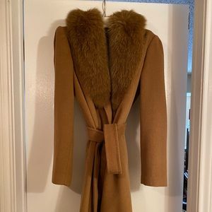 Exquisite Ellen Tracy Fox Trimmed Wool Coat SZ 10